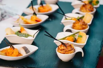 Verrines et bouchées gastronomiques pour cocktail d'entreprise